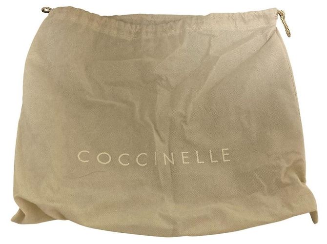 Autre Marque Borsa a spalla in pelle Coccinelle con patta e catena Nero Grigio - vista 10