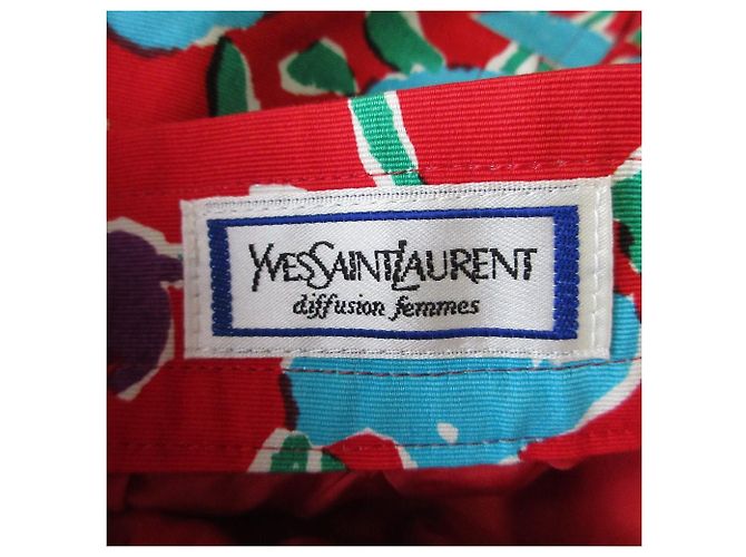 Completo Giacca Gonna Yves Saint Laurent Rosso - vista 20