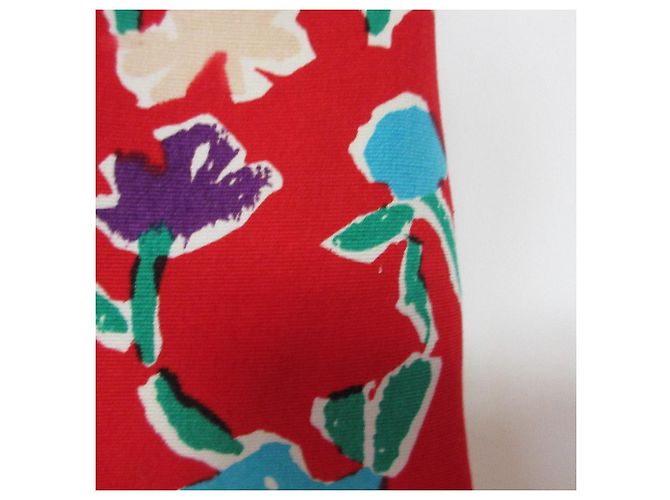 Completo Giacca Gonna Yves Saint Laurent Rosso - vista 4