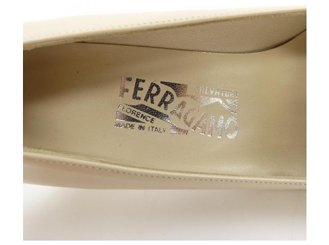 Pumps Salvatore Ferragamo Beige - vista 6