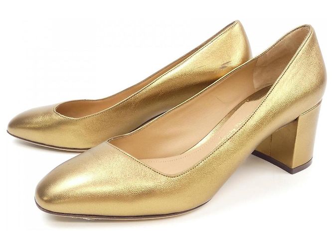 Pumps Salvatore Ferragamo D'oro - vista 3