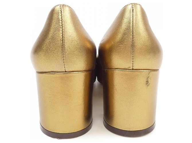 Pumps Salvatore Ferragamo D'oro - vista 5