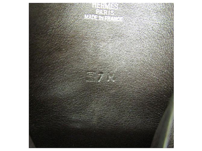 Tarjetero de cuero Swift Dogon de Hermès marrón oscuro Castaño - vista 15