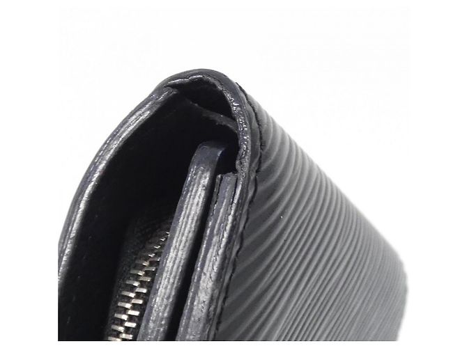 Cartera Compacta XS Epi Twist Louis Vuitton Negro - vista 4