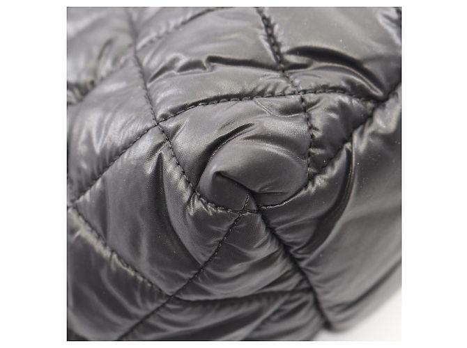 Borsa a mano Chanel Coco Cocoon MM in nylon e pelle per donne, nera Nero - vista 7