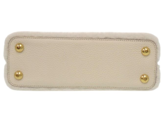 Bolsa Louis Vuitton Capucines BB em pele de cordeiro shearling e couro branco como nova LV VUITTON Marrom - vista 4