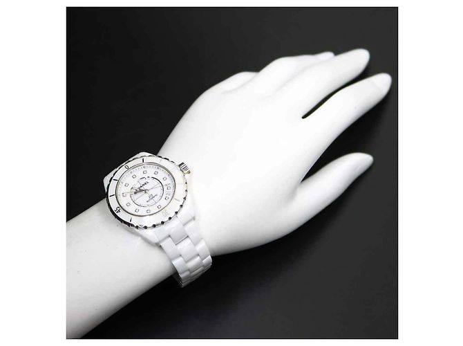 Chanel Men's Watch, Date, Diamonds, White Ceramic, Automatic Movement - view 4