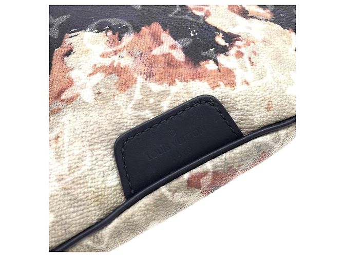 Bumbag Borsa a Spalla PM Discovery Monogram Bleach di Louis Vuitton Blu - vista 4