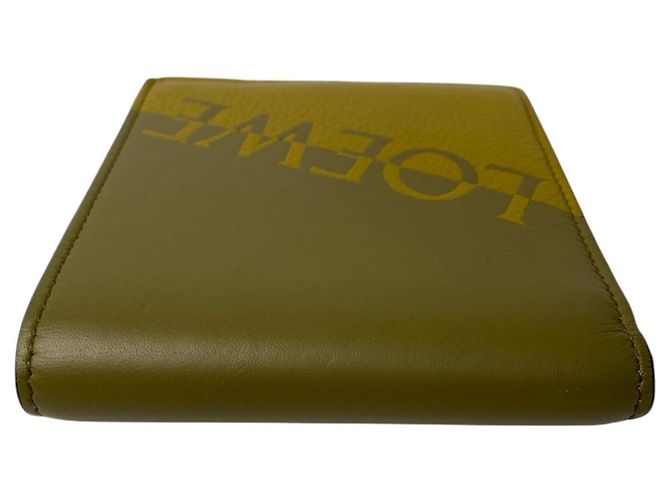 Cartera compacta bifold Loewe Signature para hombres - vista 3