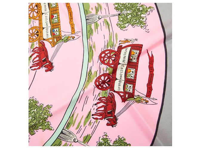 Foulard/Scaldacollo Hermès GIOCO DEGLI OMNIBUS E DELLE DONNE BIANCHE (Il Gioco degli Omnibus e delle Donne) in Seta Rosa, Donna HERMES - vista 2