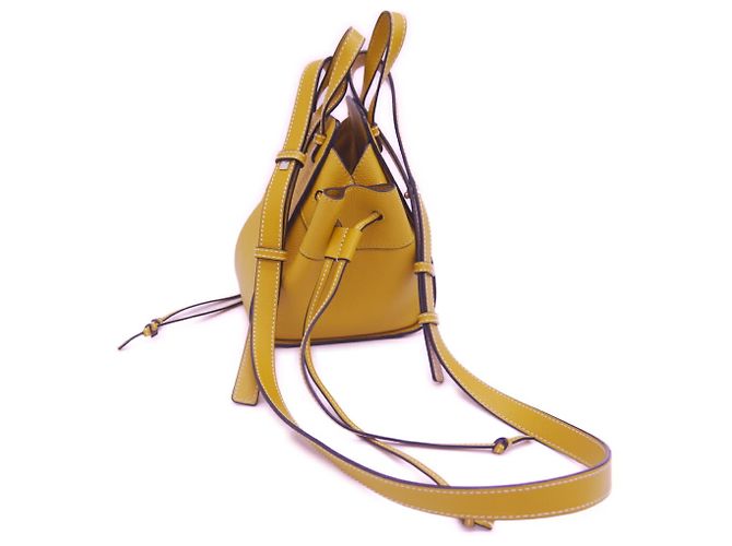 Borsa Mini Hammock con Coulisse LOEWE Giallo - vista 4