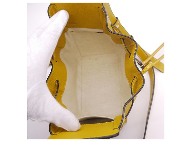 Borsa Mini Hammock con Coulisse LOEWE Giallo - vista 7