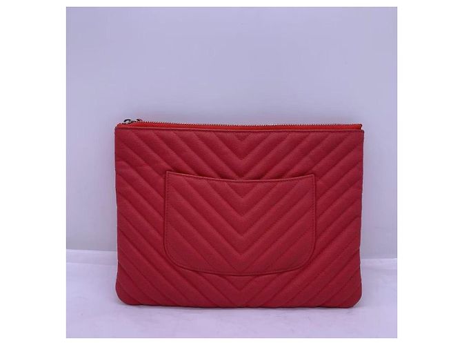 Chanel Clutch Tasche Rot Leder V Muster - Ansicht 2