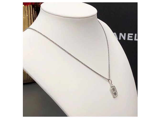 Collana Harry Winston Bottiglia di Profumo in Diamanti e Platino Argento - vista 3