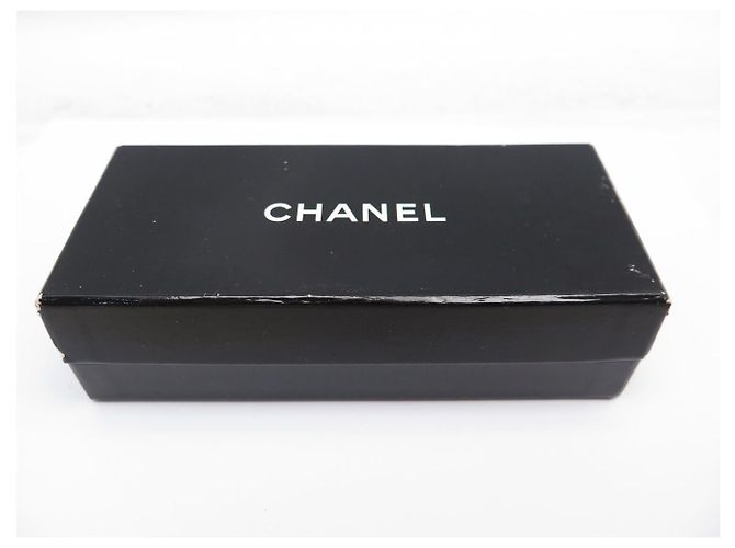 CHANEL KETTENGÜRTEL MIT 3 REIHEN CC LOGO MEDAILLON GRÖSSE 65 BIS 85 Golden - Ansicht 13