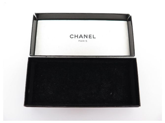 CHANEL KETTENGÜRTEL MIT 3 REIHEN CC LOGO MEDAILLON GRÖSSE 65 BIS 85 Golden - Ansicht 14