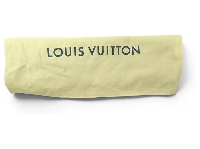 NEUE LOUIS VUITTON COUSSIN MONOGRAM EMPREINTE PM SCHULTERTASCHE Pink - Ansicht 15