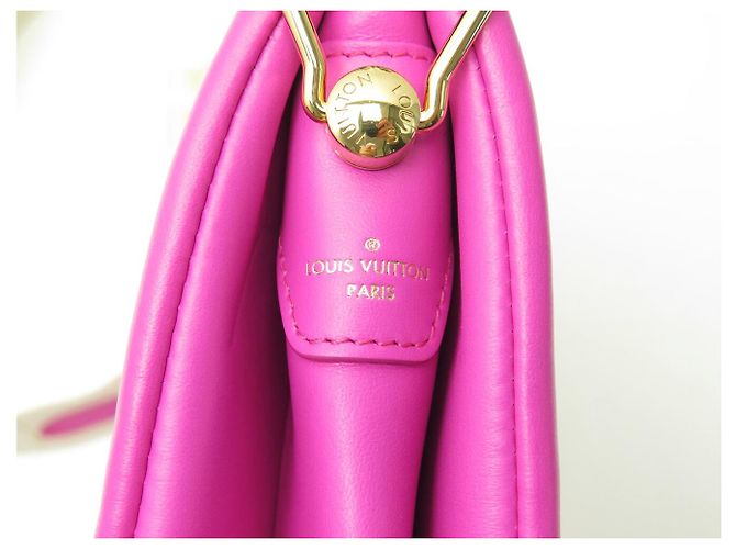 NEUE LOUIS VUITTON COUSSIN MONOGRAM EMPREINTE PM SCHULTERTASCHE Pink - Ansicht 7