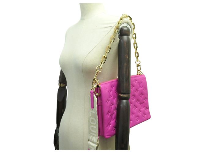 NEUE LOUIS VUITTON COUSSIN MONOGRAM EMPREINTE PM SCHULTERTASCHE Pink - Ansicht 9