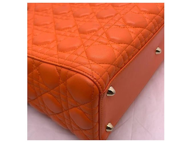 Borsa Dior Duchess in suede arancione con chiusura dorata - vista 6