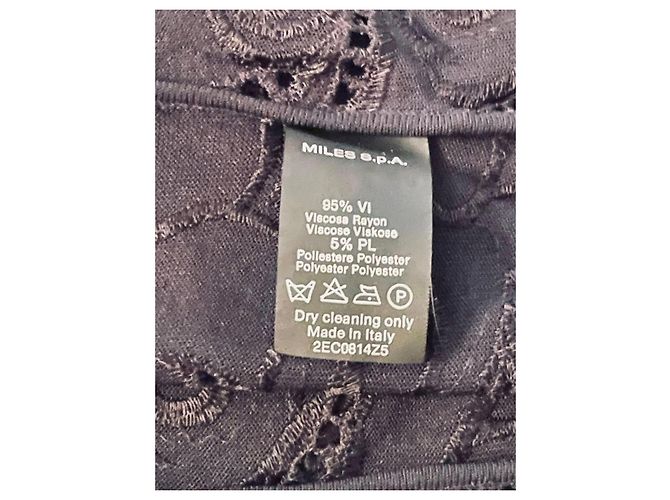 Wunderschönes elegantes Top GIORGIO ARMANI schwarz mit Spitze-Effekt - Ansicht 10