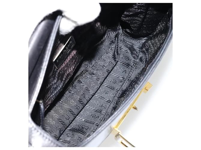 PRADA Borsa a mano in pelle nera e oro Auth bs34475 Nero D'oro - vista 10