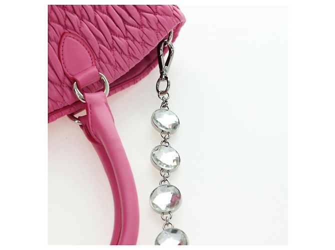 Borsa a mano in pelle matelassé Miu Miu con cristalli 2 in 1 Rosa Argento RN0896 Auth am11397M - vista 17
