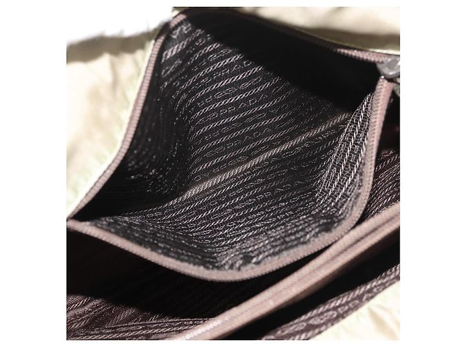 PRADA Bolso de mano de nailon verde plata Auth 176258 - vista 27