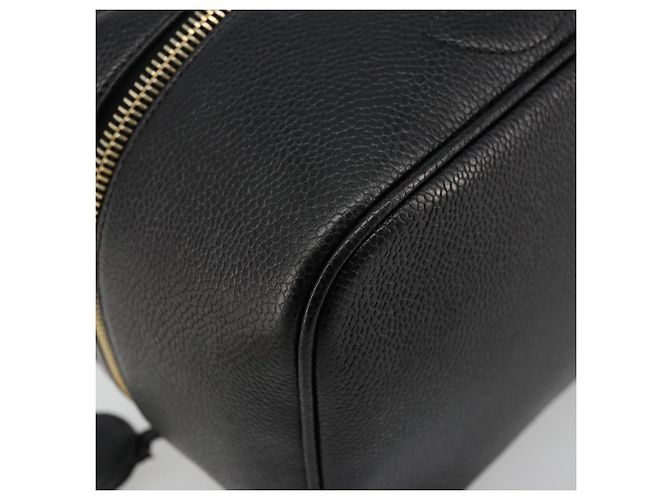 Pochette Vanity CHANEL in Pelle Caviar Nera Oro CC Auth bs34489 Nero D'oro - vista 16