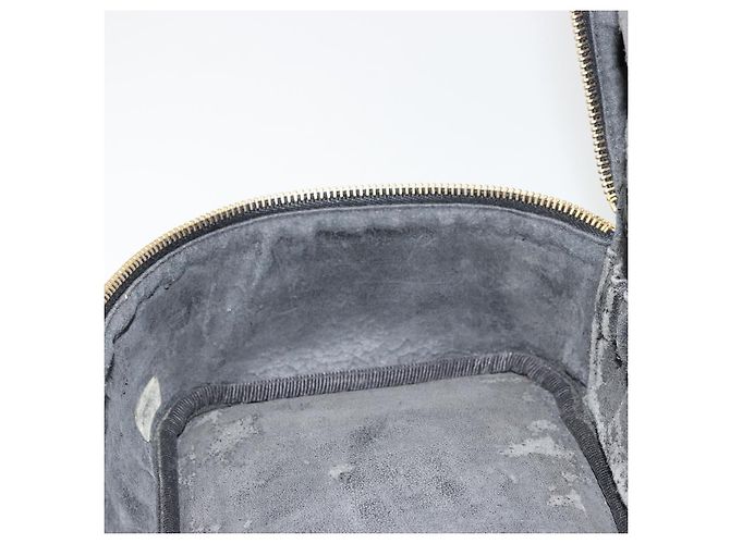 Pochette Vanity CHANEL in Pelle Caviar Nera Oro CC Auth bs34489 Nero D'oro - vista 21
