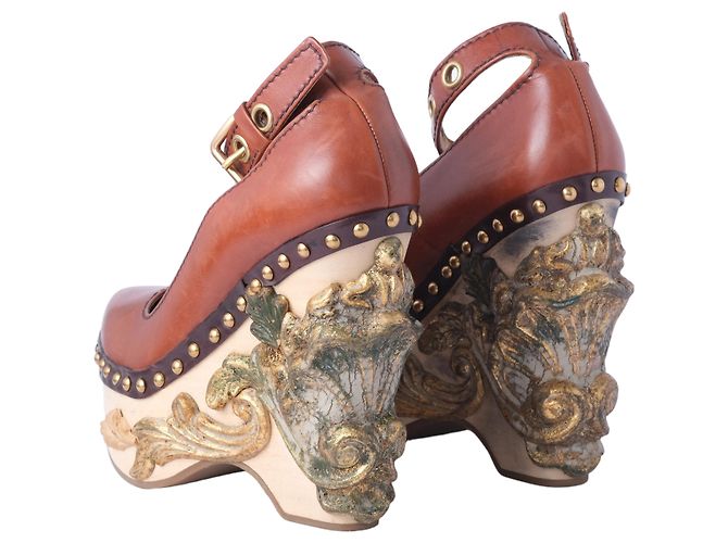 Miu Miu, Cammeo Baroque, zeppa in pelle Marrone - vista 3