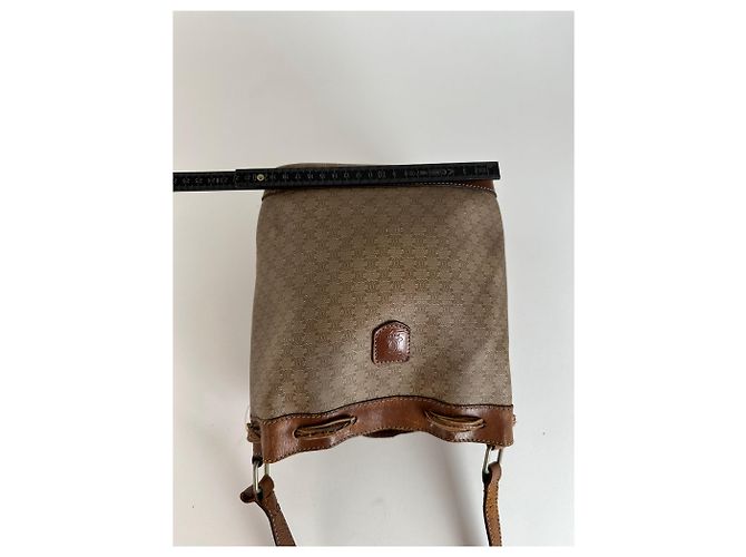 Céline Borsa a secchiello Macadam vintage Celine in tela beige - vista 13