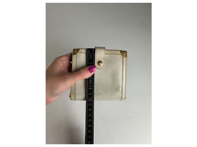 Vintage Louis Vuitton Suhali Compact Wallet Cream Goat Leather - view 8