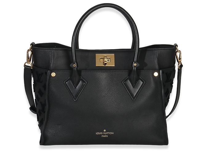 Onthego Louis Vuitton Monogram in pelle di vitello nera Tufting On My Side MM Nero - vista 8