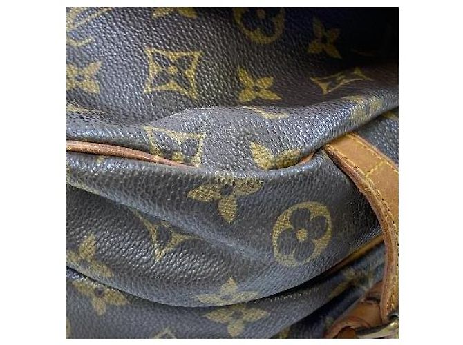 Louis Vuitton Saumur Monogram Canvas 30 Marrone - vista 2