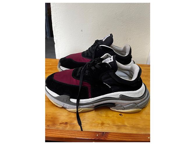 Sneakers Triple S Balenciaga Nero Bordò - vista 2