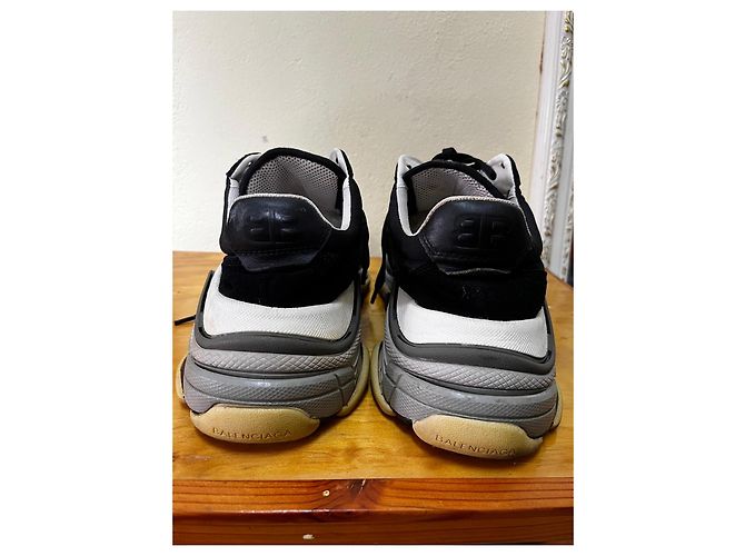 Sneakers Triple S Balenciaga Nero Bordò - vista 6