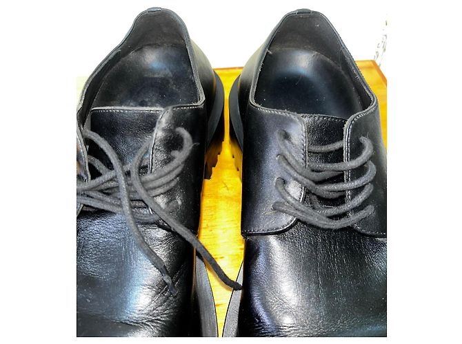 Schwarze Derby-Schuhe aus Leder mit dicker Sohle Balenciaga - Ansicht 12