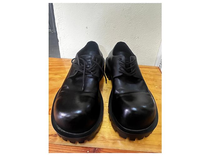 Schwarze Derby-Schuhe aus Leder mit dicker Sohle Balenciaga - Ansicht 9