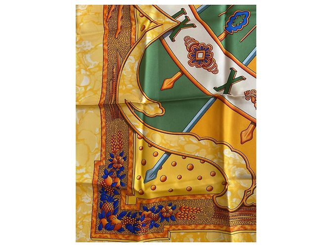 Sciarpa di seta Hermès Carpe Diem Gialla Giallo - vista 6
