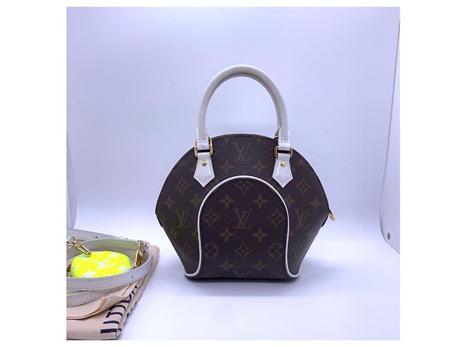 Louis Vuitton Bolso ELLIPSE de lona recubierta marrón Castaño - vista 2