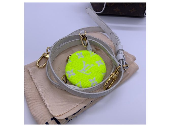 Louis Vuitton Bolso ELLIPSE de lona recubierta marrón Castaño - vista 3