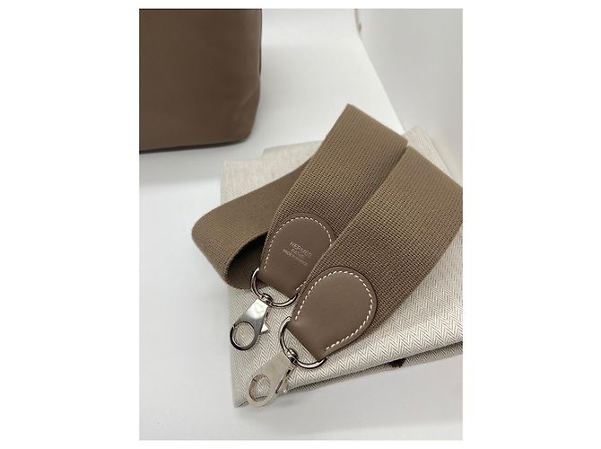 Borsa a mano Hermès Love Toolbox 26 Grigia Grigio - vista 3