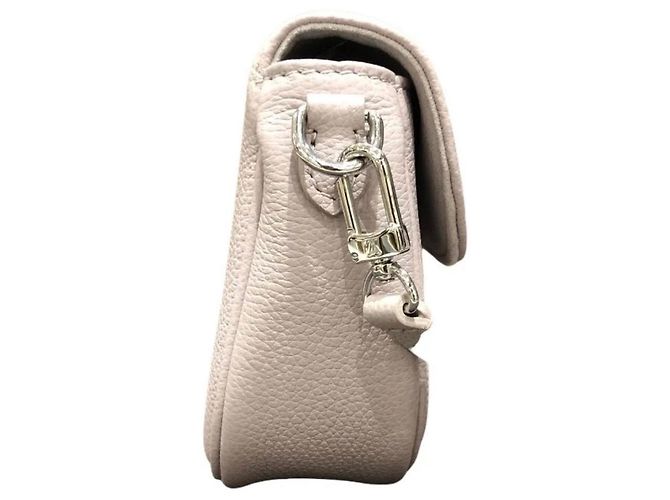 Portafoglio Louis Vuitton Wallet on Chain Ivy Monogram Empreinte bicolor brume-quartz Verde - vista 3