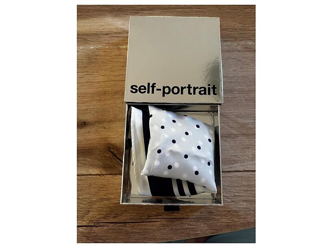 Autre Marque Foulard in seta a pois Self-Portrait Nero Bianco - vista 4