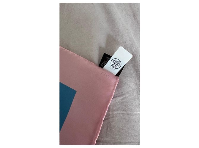 Hermès Foulard quadrato double face "Brides de Gala" Rosa Blu D'oro Verde - vista 13