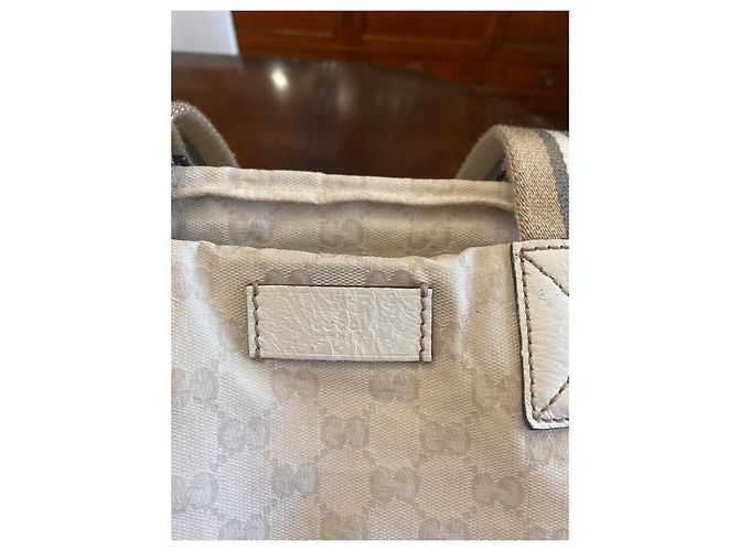 Sac Cabas Gucci Cherry Line en Toile Beige - vue 2