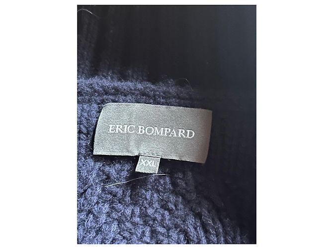 Eric Bompard Marineblauer Wollcardigan mit Zöpfen - Ansicht 12