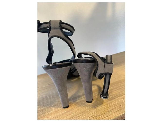 Sandali Céline in suede grigio taglia 40 - vista 7