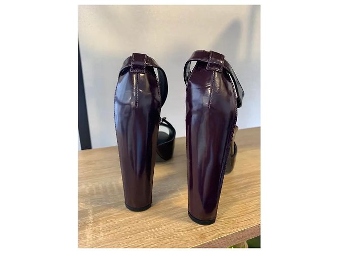 Céline Sandalen dunkelviolettes Lackleder 38 - Ansicht 3